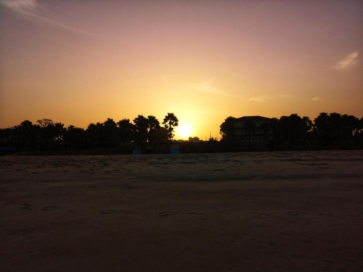 E14, Forest View Apartments, Deposit Required To Confirm Booking كولولي المظهر الخارجي الصورة
