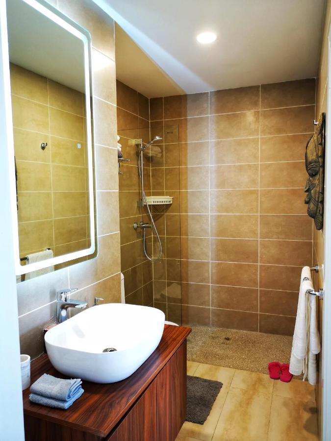 E14, Forest View Apartments, Deposit Required To Confirm Booking كولولي المظهر الخارجي الصورة